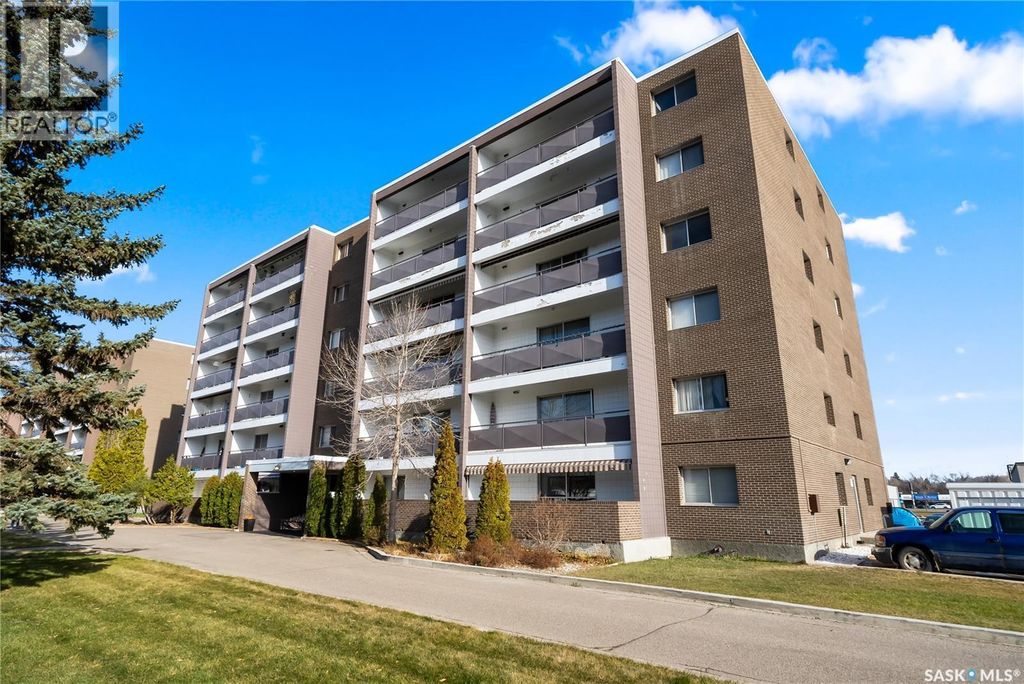 304 4615 Rae Street, Regina