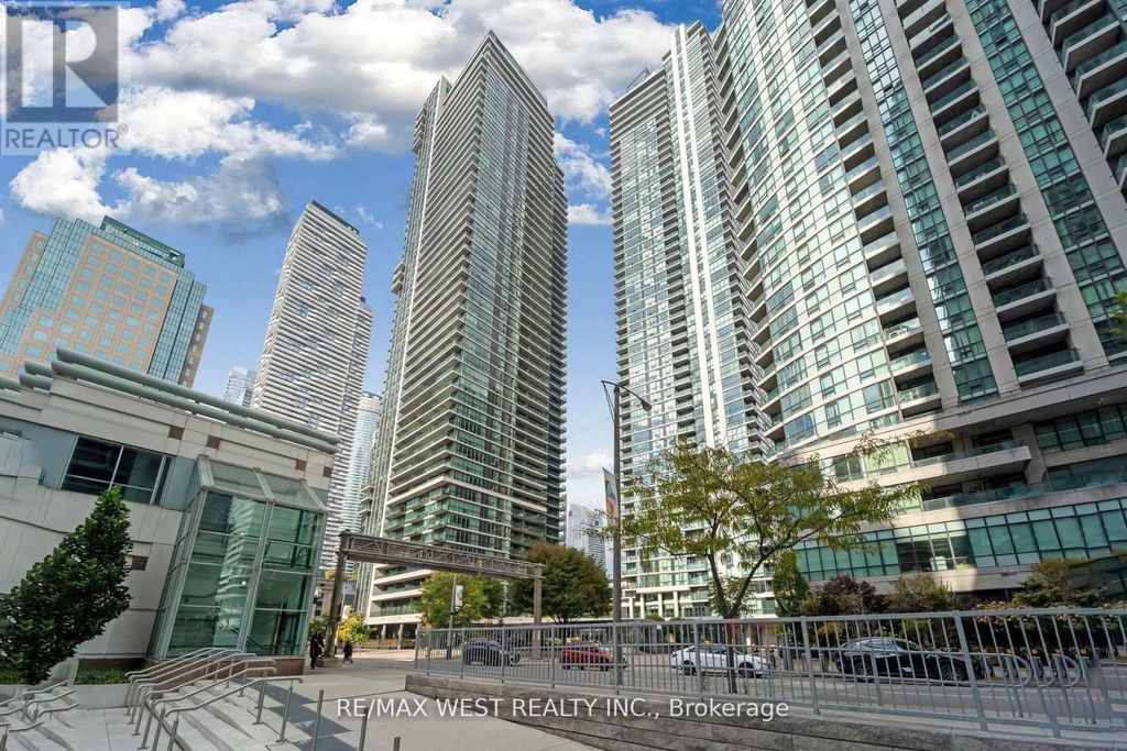 2305 - 33 Bay Street, Toronto (waterfront Communities)