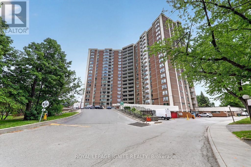 208 - 15 Vicora Link Way, Toronto (flemingdon Park)