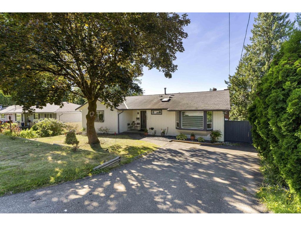 11399 S Loughren Drive, Surrey