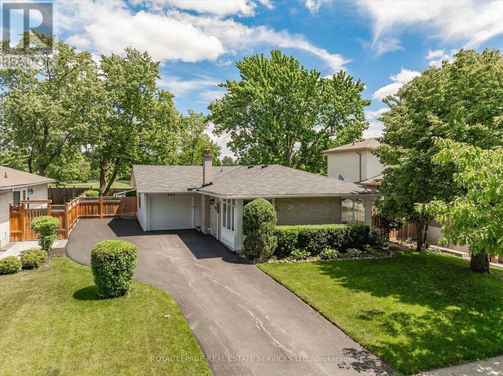 484 Grand Boulevard, Oakville (fa Falgarwood)