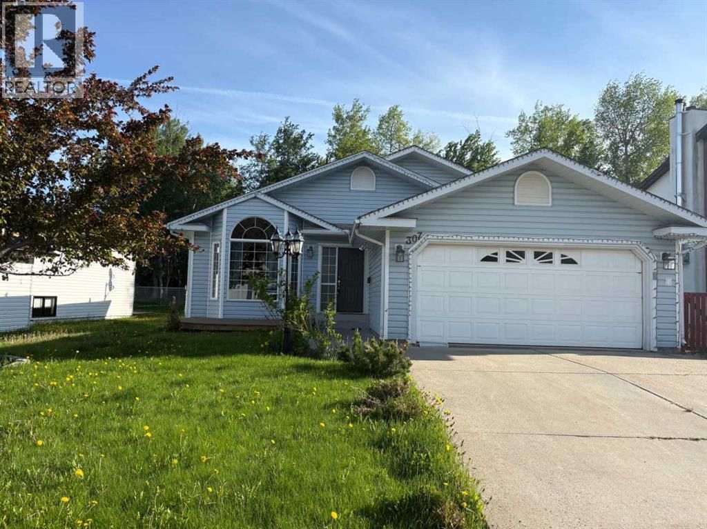 307 8 Avenue, Fox Creek