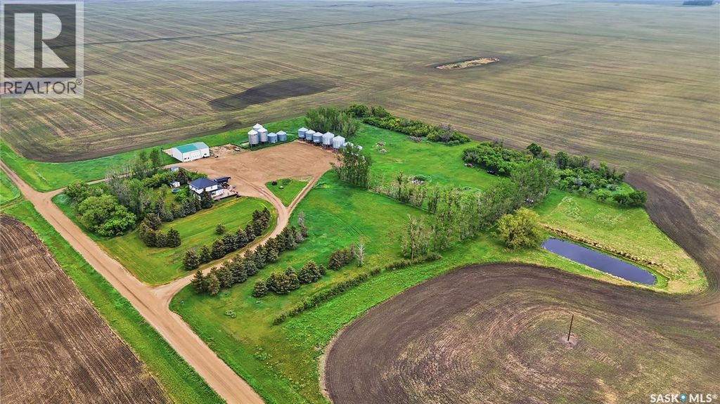 Mullen Acreage, Stonehenge Rm No. 73