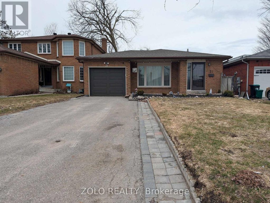 Lower - 31 Buchanan Street, Barrie (grove East)
