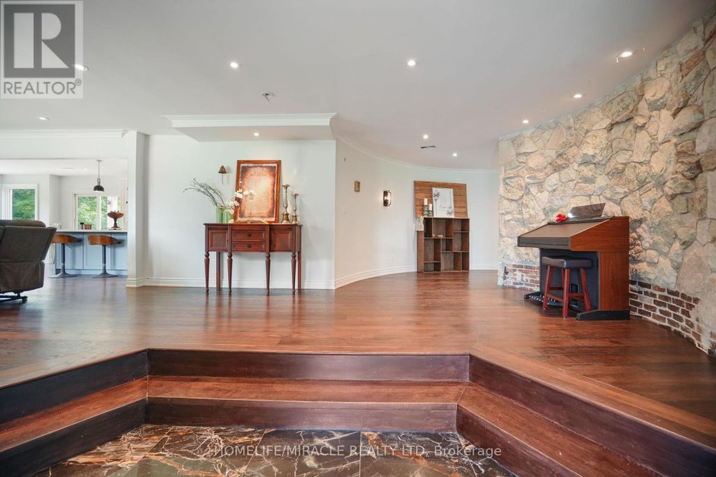19 Tanglewood Drive, Caledon