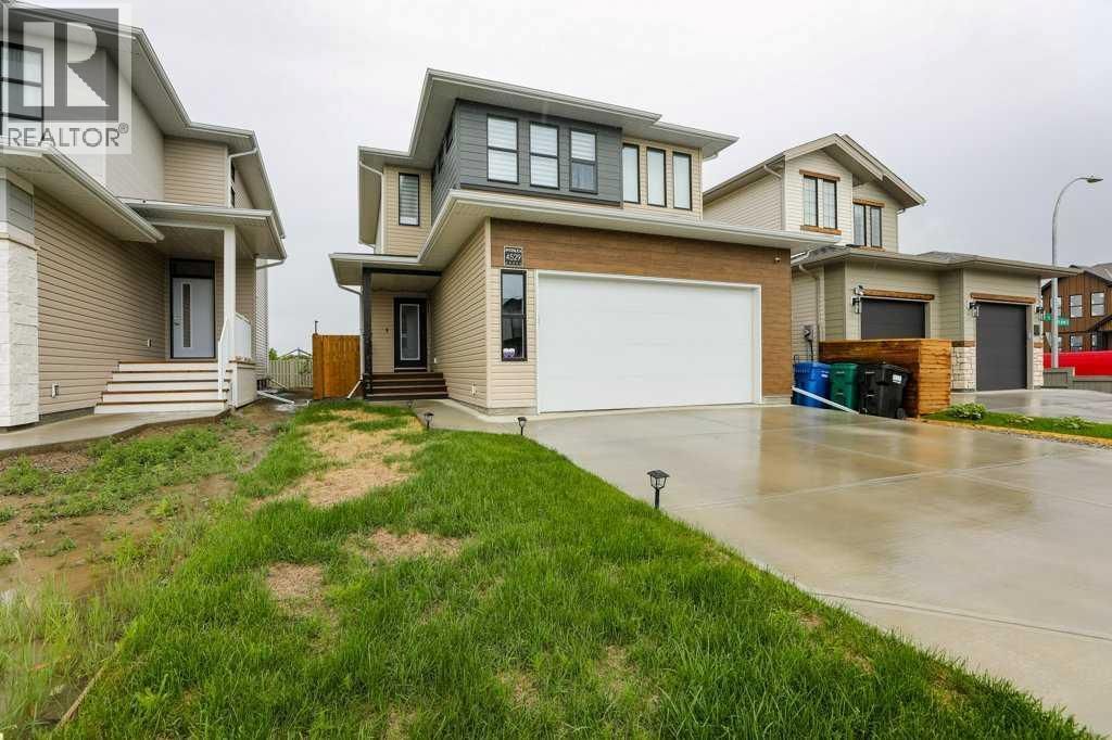 4529 31 Avenue S, Lethbridge