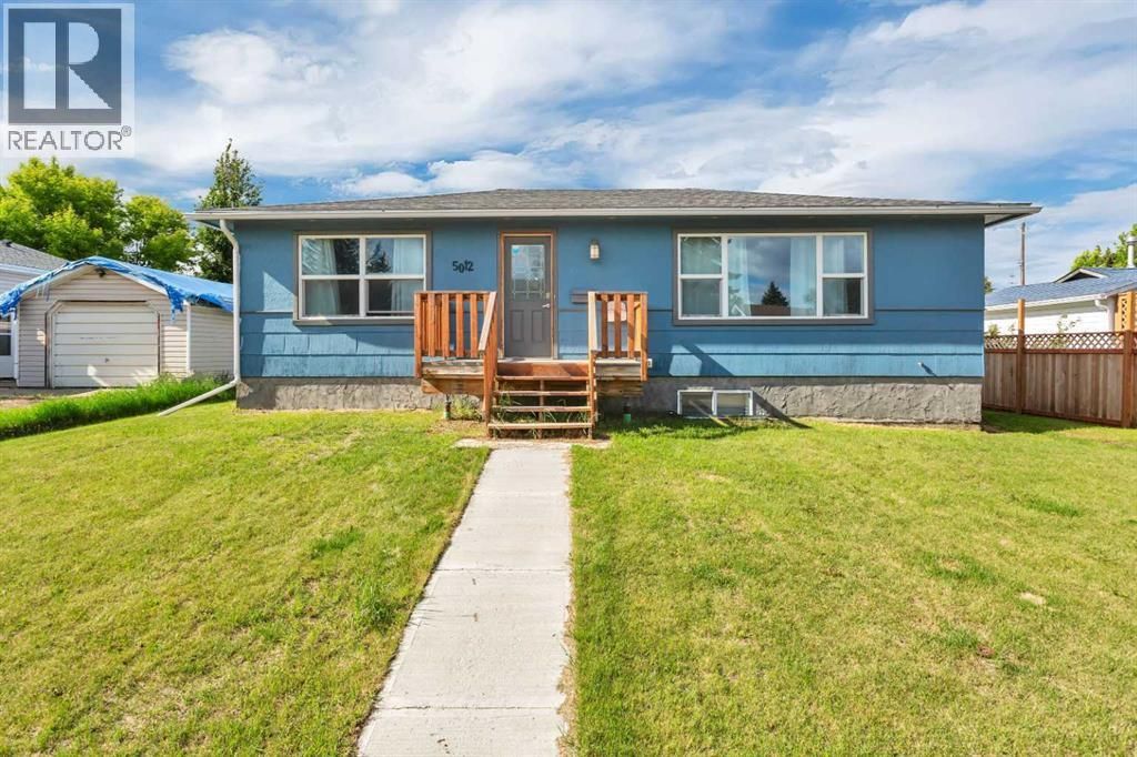 5012 62 Avenue, Ponoka