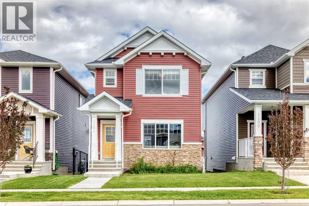 1104 Bayview Gardens Sw, Airdrie