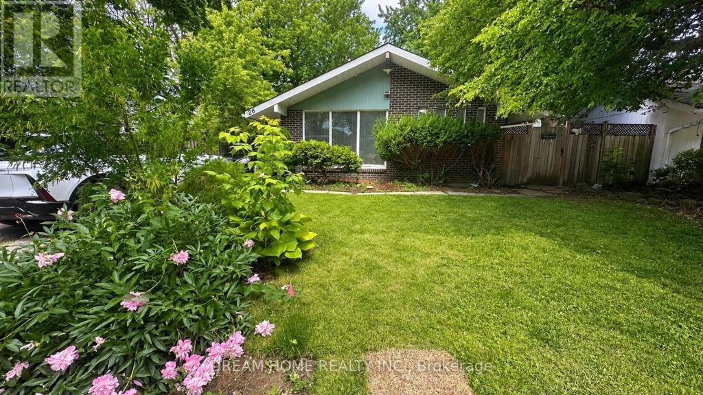 Main Floor - 26 Arlene Crescent, Toronto (bendale)