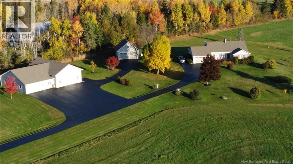 121 Fawcett Hill Road, Fawcett Hill