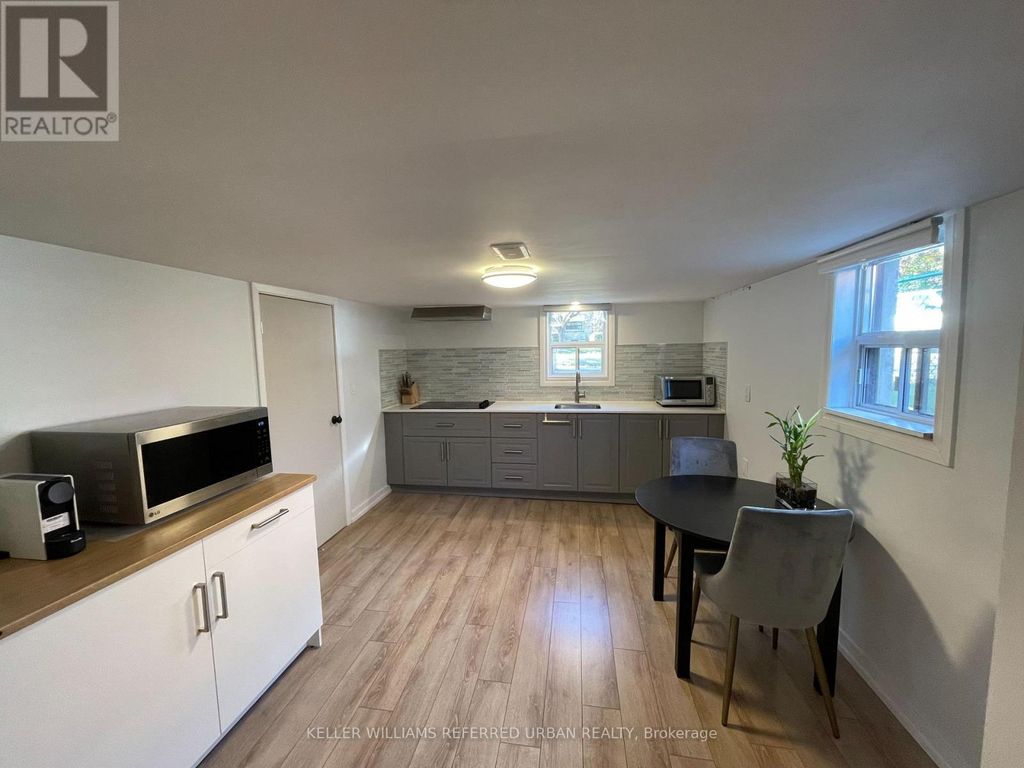 Lower - 7 Ashmore Avenue, Toronto (stonegate-Queensway)