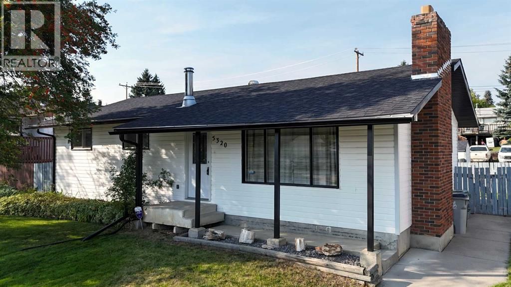 5320 12 Avenue, Edson