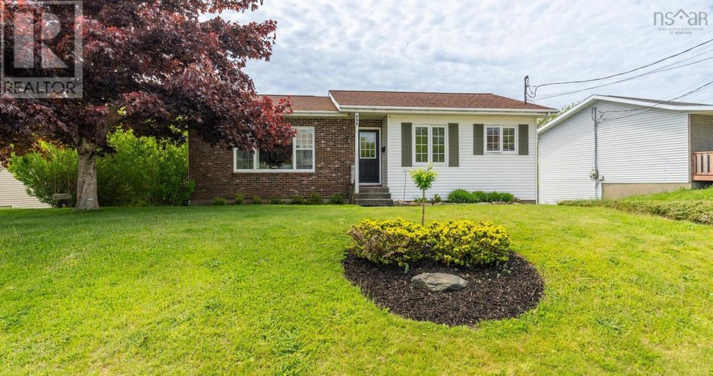 556 Brunswick Street, Yarmouth