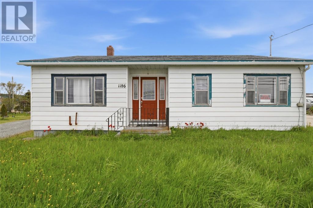 1186 Topsail Road, Mount Pearl