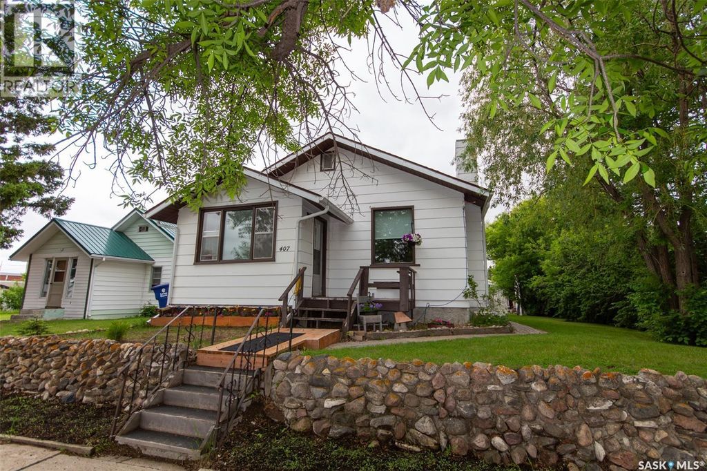 407 2nd Street E, Wilkie