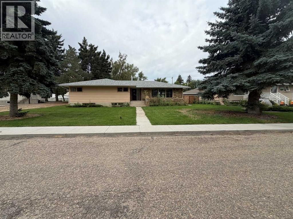 513 Memorial Avenue, Vulcan