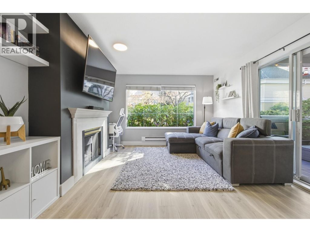 111 6820 Rumble Street, Burnaby
