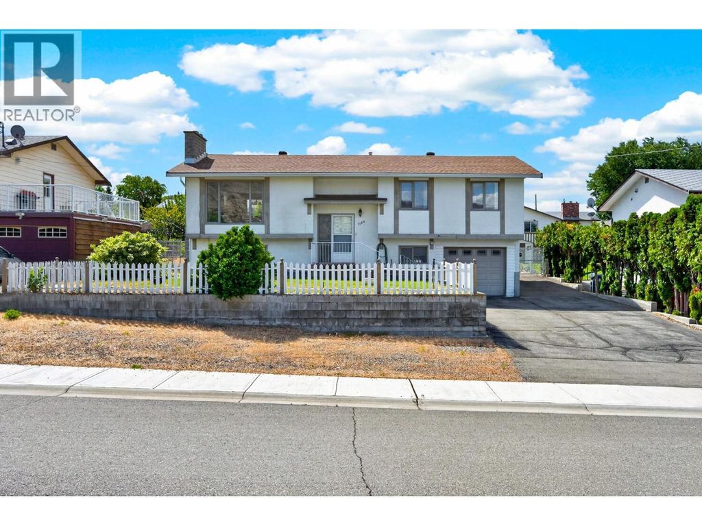 1106 Maclean Crescent, Cache Creek