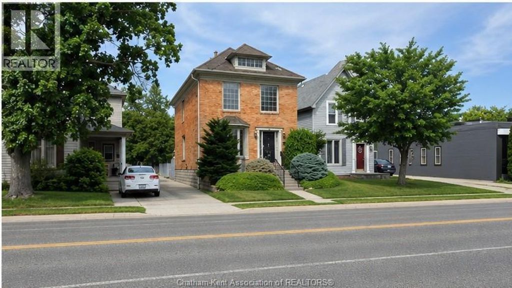 257 St. Clair Street, Chatham