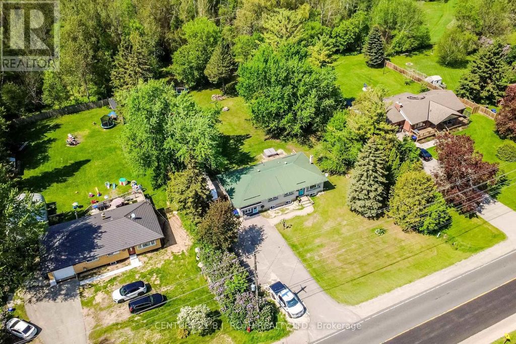 7906 Main Street, Adjala-Tosorontio (everett)