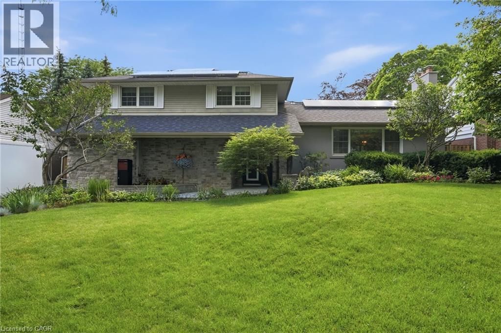 1321 Fairway Court, Burlington