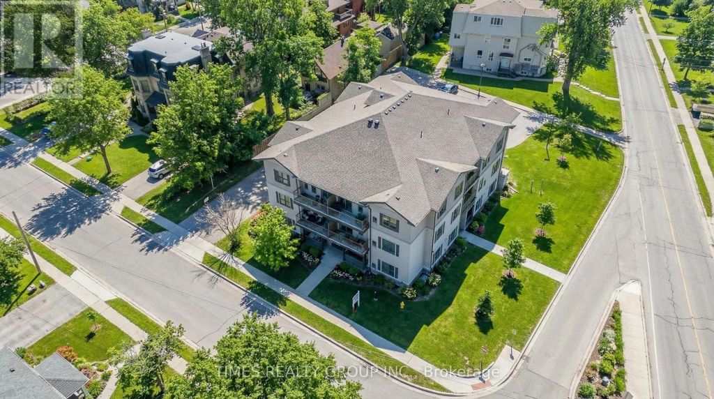 202 - 369 Hunter Street W, Peterborough (town Ward 3)