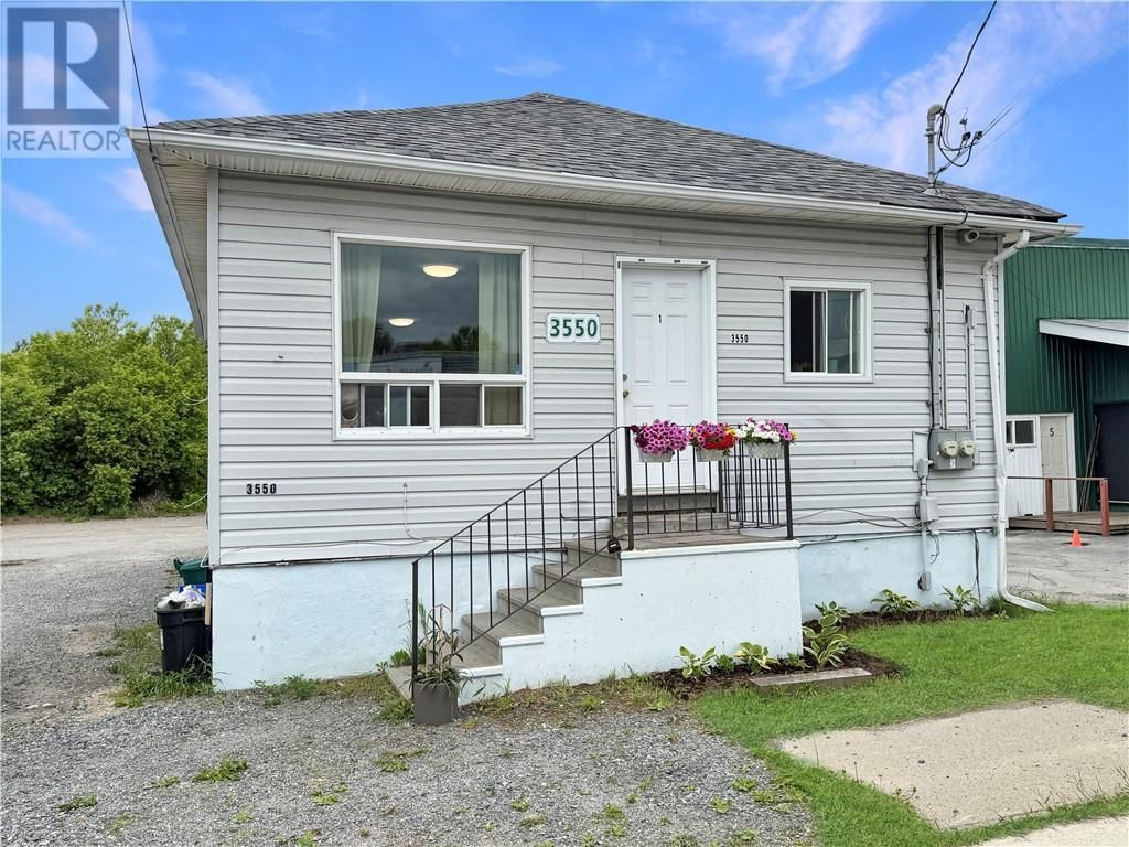 3550 Errington Avenue, Chelmsford