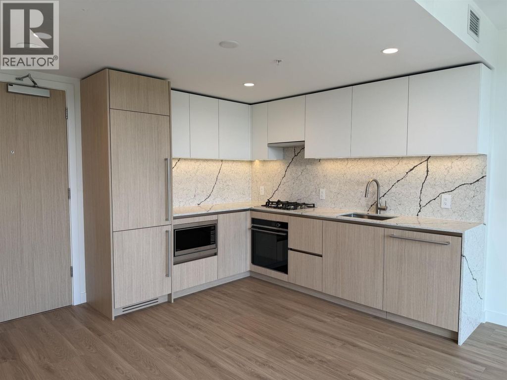 1103 2135 Springer Avenue, Burnaby