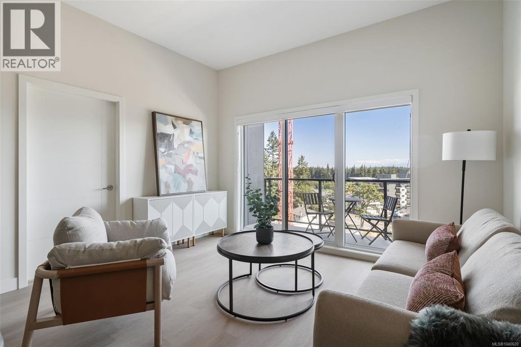 603 777 Station Ave, Langford