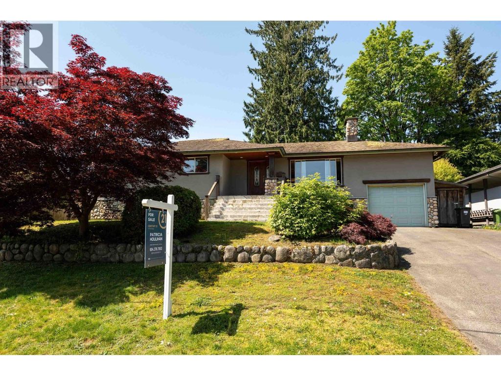 893 Friar Crescent, North Vancouver