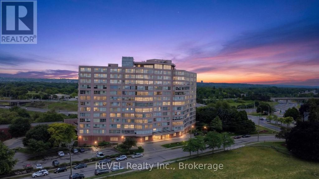 207 - 7 Gale Crescent, St. Catharines (e. Chester)