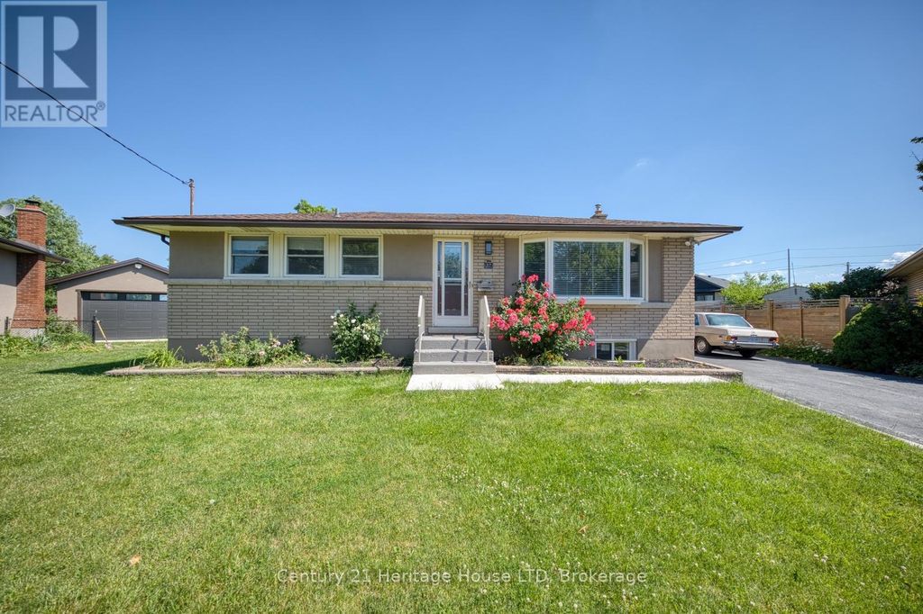 37 Coronation Boulevard, St. Catharines (grapeview)