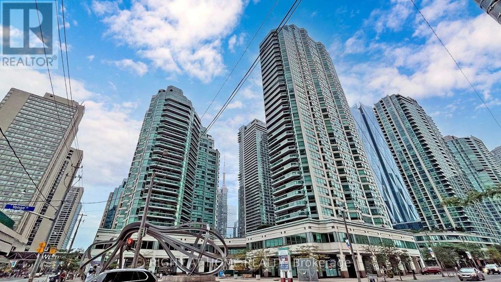 1706 - 10 Yonge Street, Toronto (waterfront Communities)