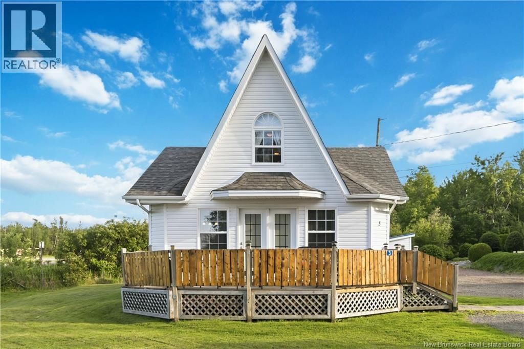 3 Millock Avenue, Pointe-Du-Chêne