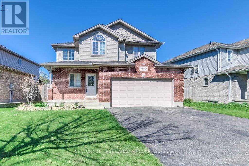 1678 Blackmaple Crescent, London East (east A)