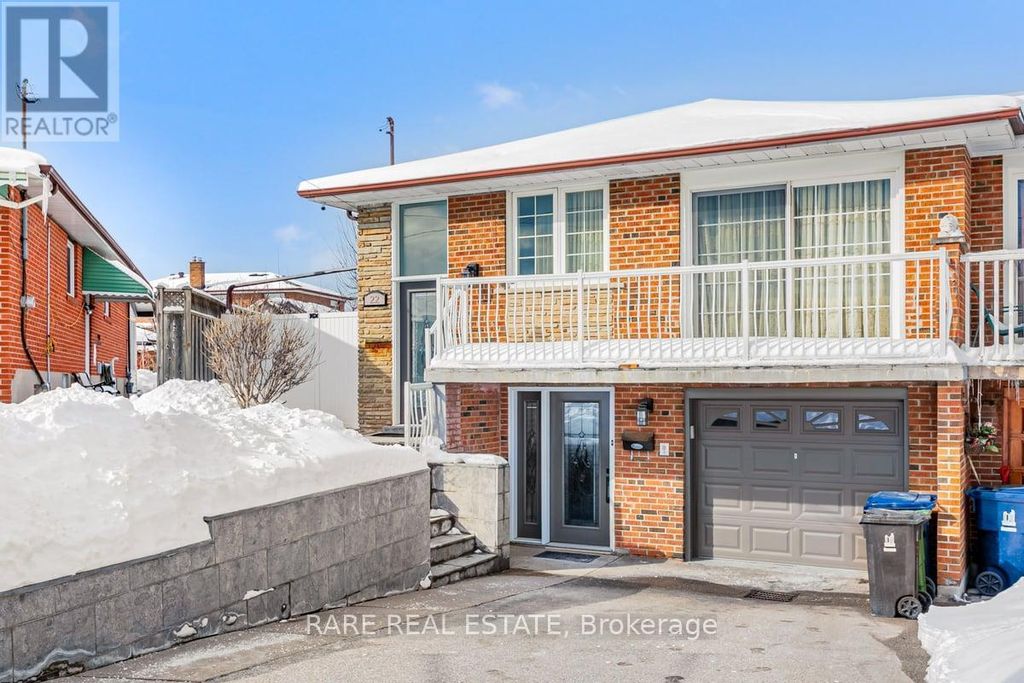 22 Bamford Crescent, Toronto (black Creek)
