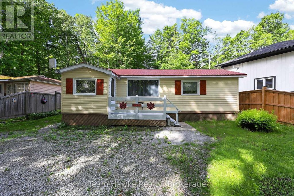 48 Mcarthur Drive, Penetanguishene