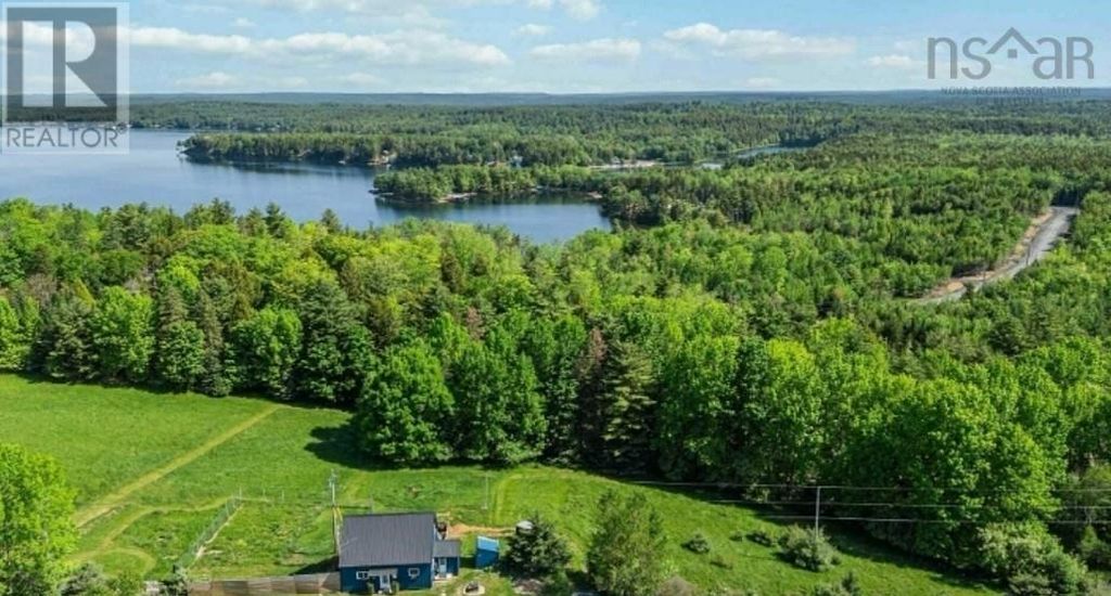1318 Sweetland Road, Sweetland