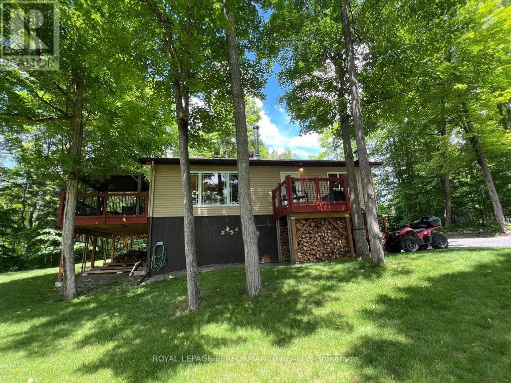 253 Lacourse Lane, Lanark Highlands