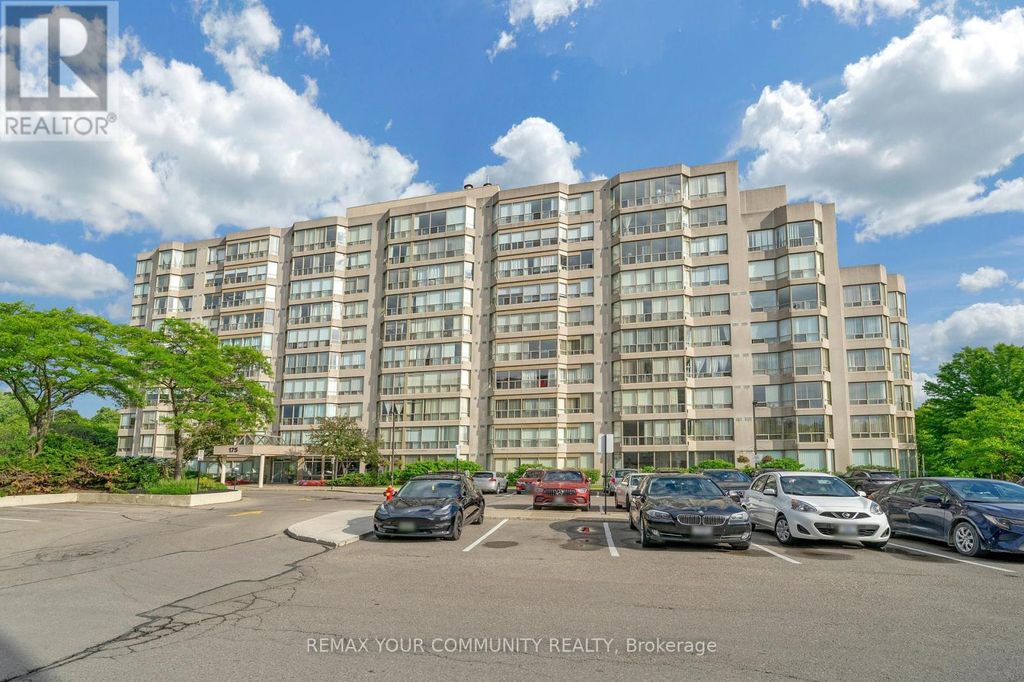 913 - 175 Cedar Avenue, Richmond Hill (harding)
