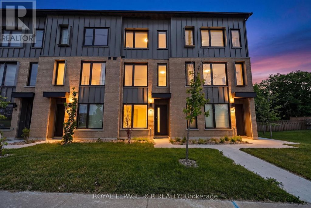 31 Rainwater Lane, Barrie (holly)
