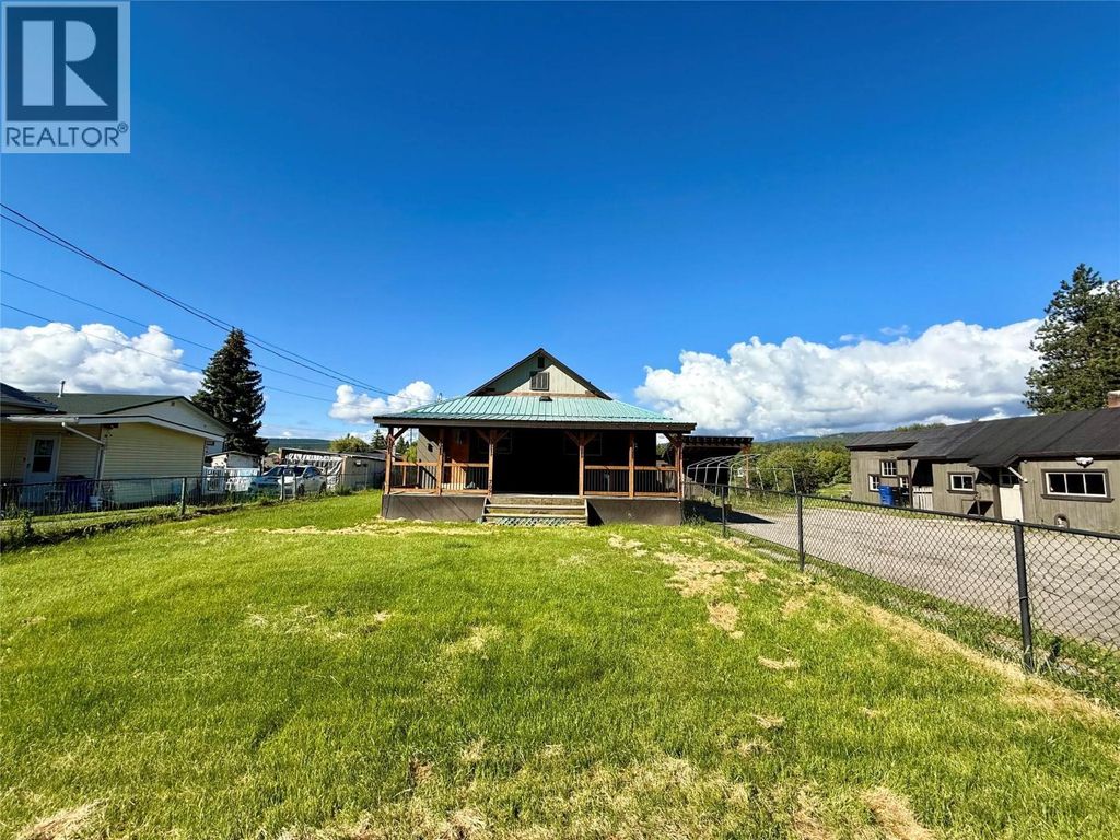 709 4th Street Nw, Cranbrook