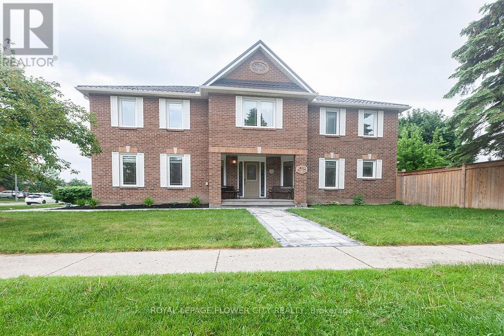 1 St Michaels Crescent, Caledon (bolton North)