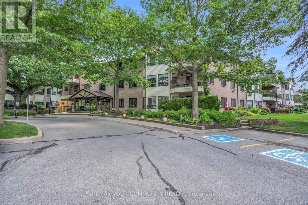 210 - 111 Grew Boulevard, Georgina (sutton & Jackson's Point)