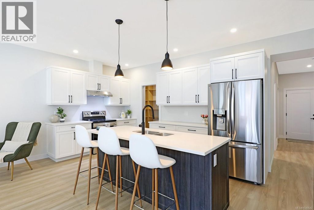 11 1505 Croation Rd, Campbell River