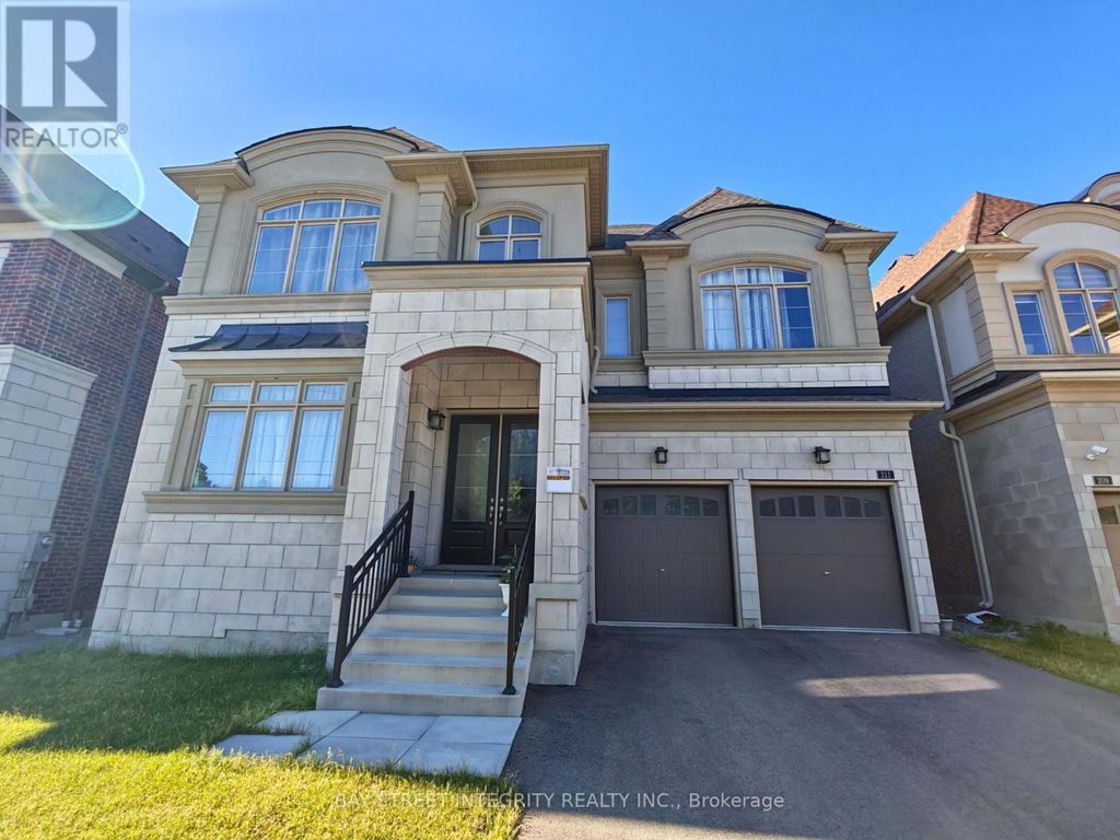 211 Hillsview Drive, Richmond Hill (observatory)