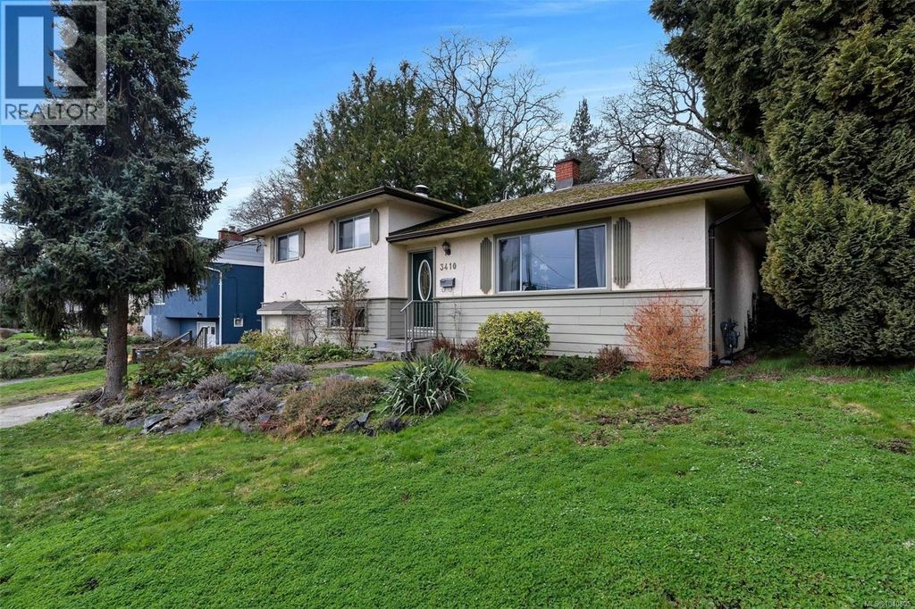 3410 Browning St, Saanich