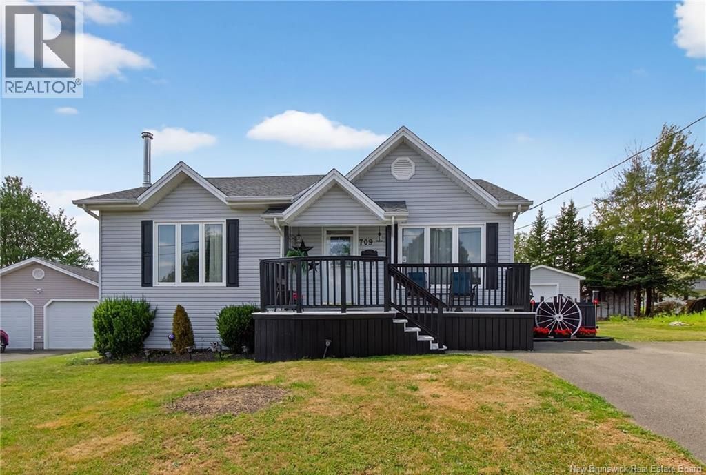 709 Boudreau Street, Dieppe