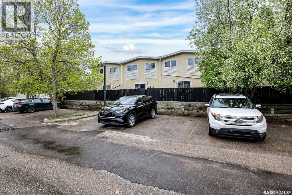 G 4220 Castle Road, Regina