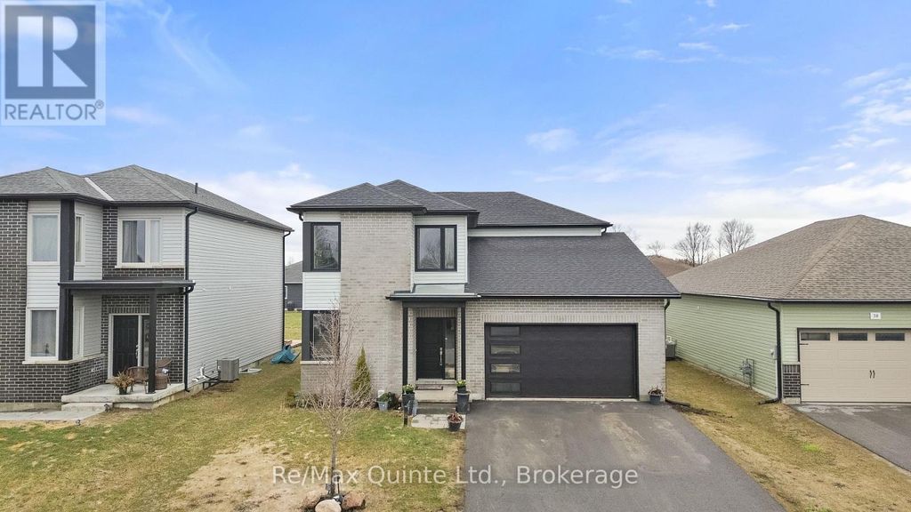 40 Allen Street, Prince Edward County (picton)